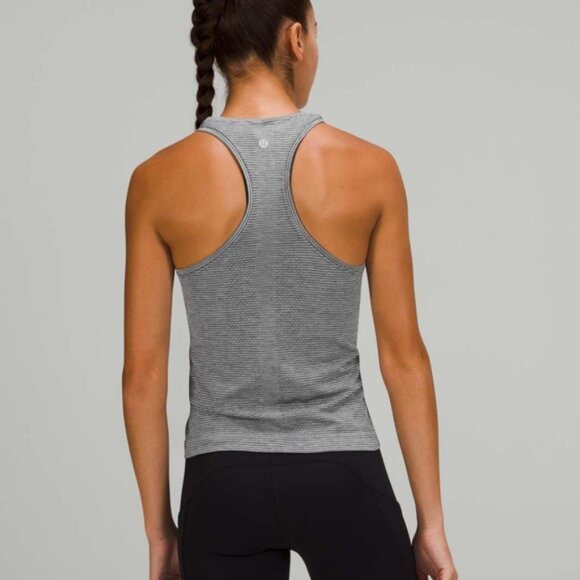 lululemon athletica Gray Fitted Sleeveless Tank Top with Scoop Neck - Picture 2 of 8